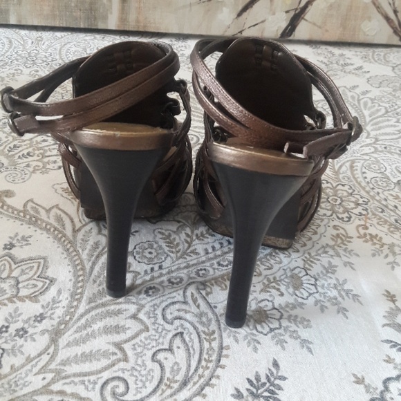 Fergie Studded Bronze Heel Sandal sz 8.5 - Picture 5 of 8